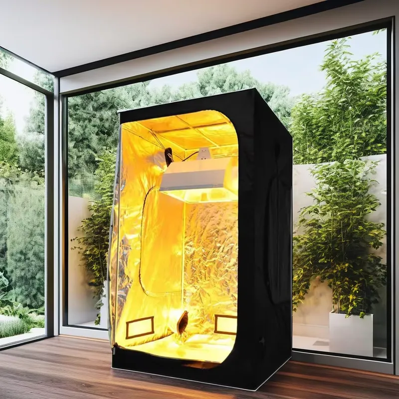 Disponibile: Piccola Tenda da  - Grow Tent 4X4 Mylar recensione e prezzo